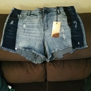 Short distressed Jean shorts. Size 15/16.